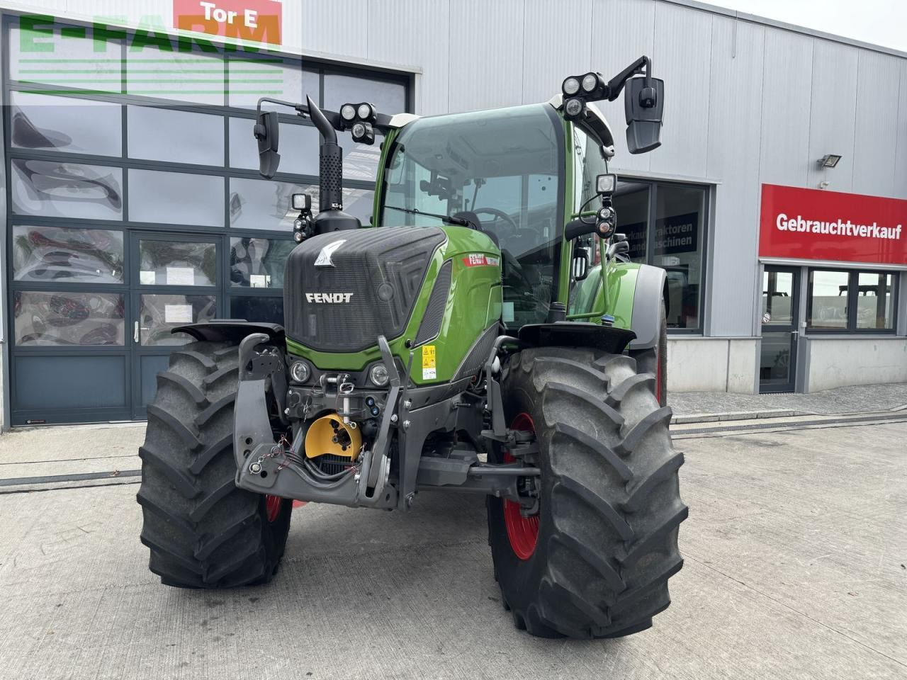 Fendt 311 vario power Power - Traktor: slika 2 Fendt 311 vario power Power - Traktor: slika 2