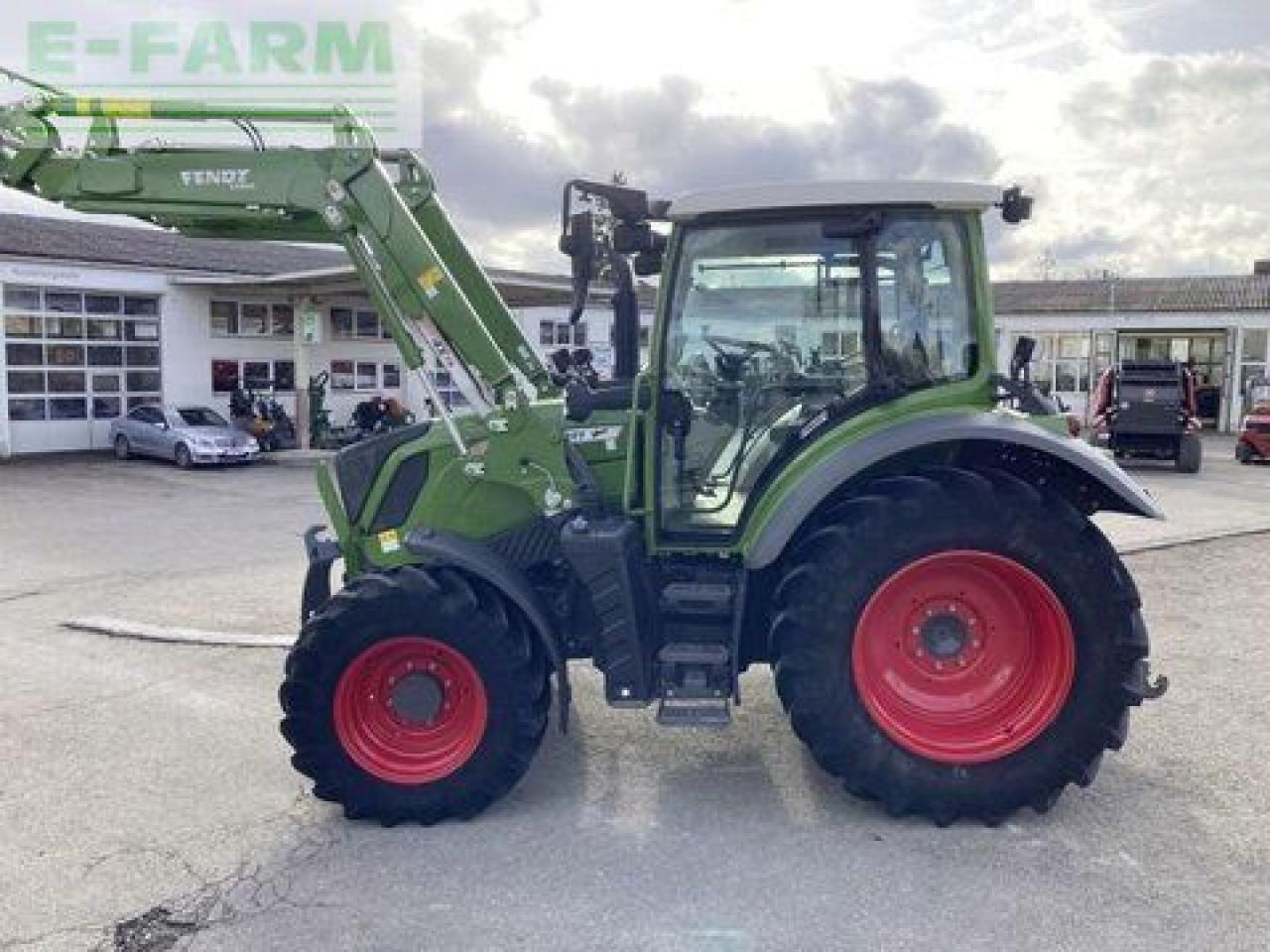 Fendt 311 vario s4 profi plus ProfiPlus - Traktor: slika 5 Fendt 311 vario s4 profi plus ProfiPlus - Traktor: slika 5