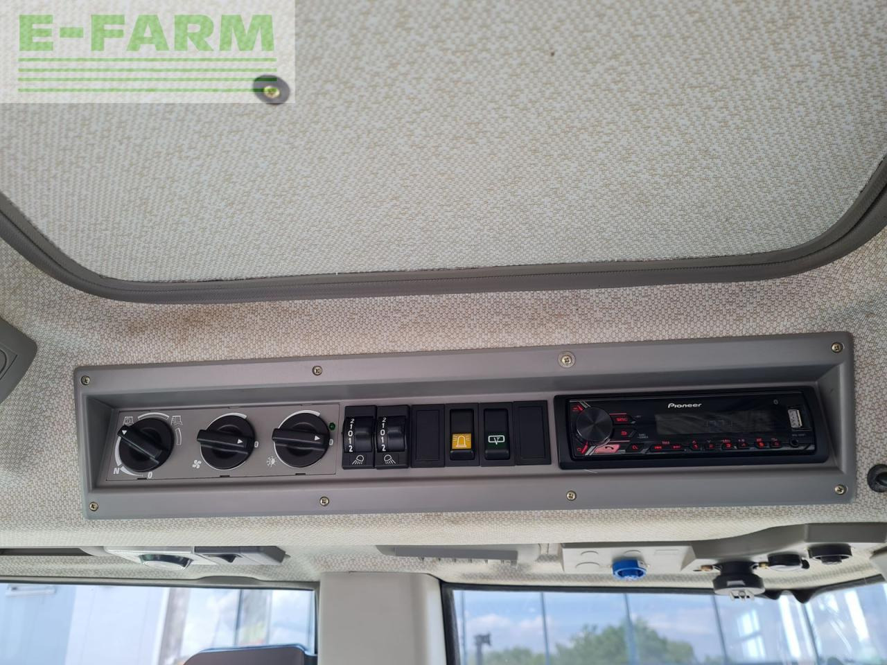 Traktor Fendt 411 vario: slika 6