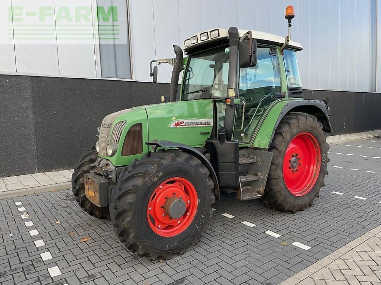 Fendt 412 vario farmer - Traktor: slika 1 Fendt 412 vario farmer - Traktor: slika 1