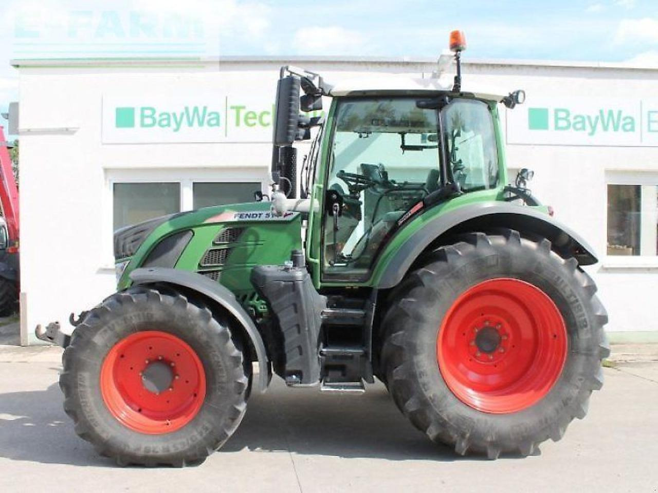 Fendt 514 vario scr profi plus ProfiPlus - Traktor: slika 1 Fendt 514 vario scr profi plus ProfiPlus - Traktor: slika 1