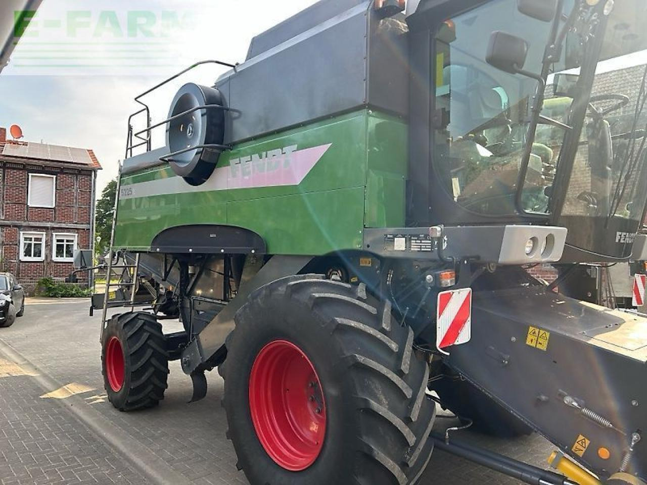 Fendt 5225 e - Kombajn harvester: slika 1 Fendt 5225 e - Kombajn harvester: slika 1