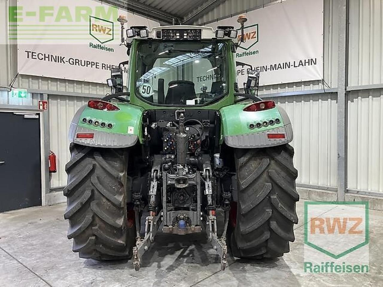 Fendt 700 vario s4 - Traktor: slika 5 Fendt 700 vario s4 - Traktor: slika 5