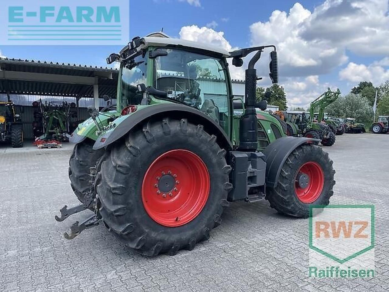 Fendt 718 profi-plus s 4 vario ProfiPlus - Traktor: slika 3 Fendt 718 profi-plus s 4 vario ProfiPlus - Traktor: slika 3