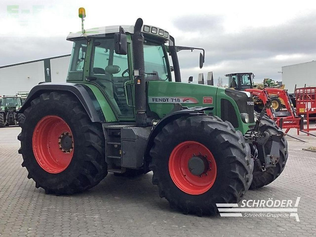 Fendt 718 vario tms - Traktor: slika 1 Fendt 718 vario tms - Traktor: slika 1