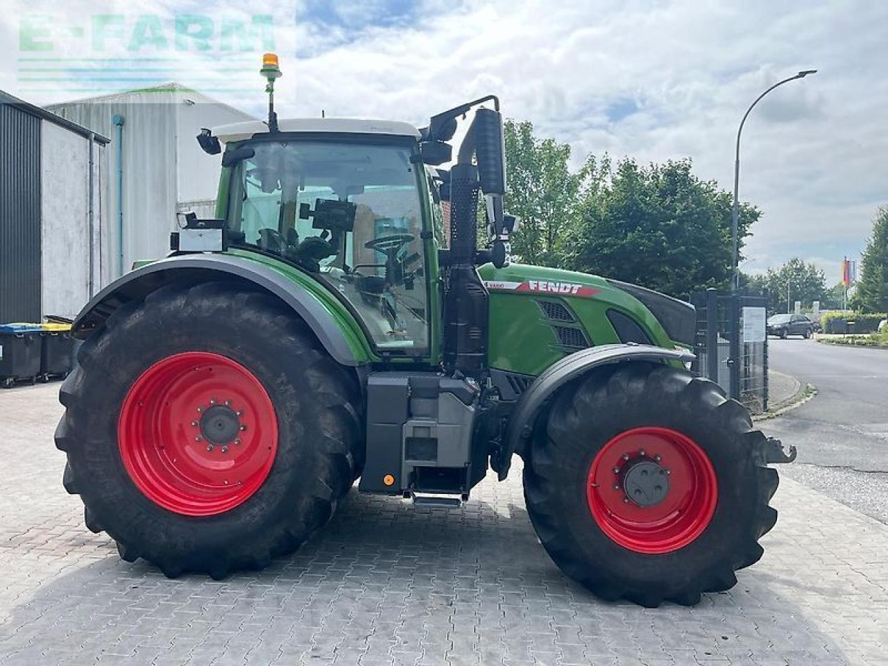 Fendt 724 gen6 profi+ - Traktor: slika 4 Fendt 724 gen6 profi+ - Traktor: slika 4