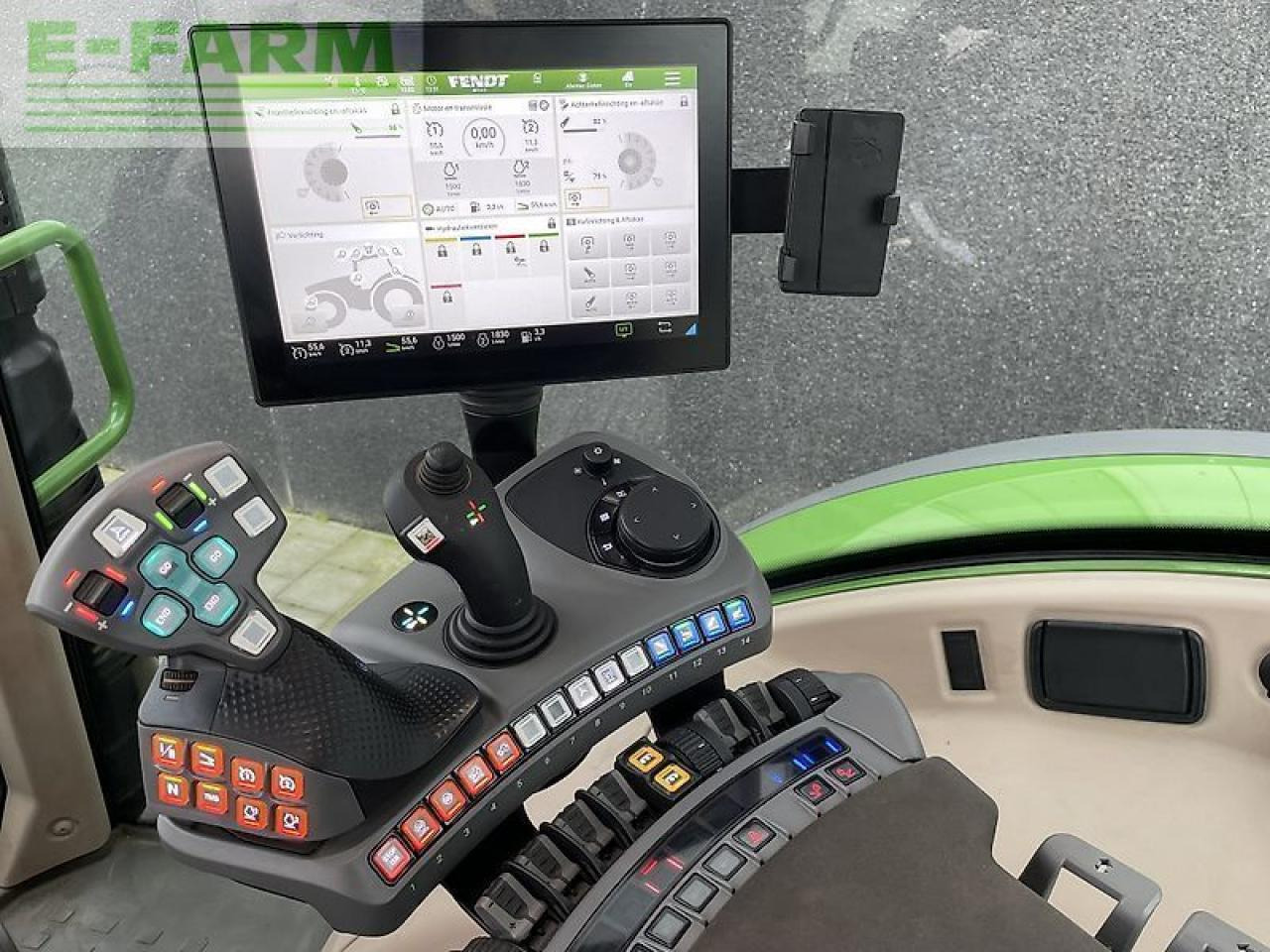 Fendt 724 gen6 profi plus - Traktor: slika 3 Fendt 724 gen6 profi plus - Traktor: slika 3