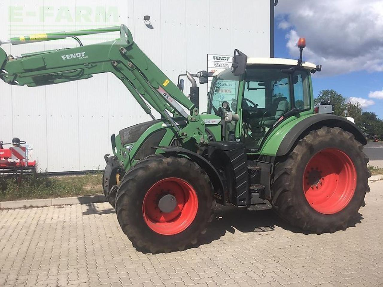 Fendt 724 scr profi plus *fl,fzw* - Traktor: slika 2 Fendt 724 scr profi plus *fl,fzw* - Traktor: slika 2