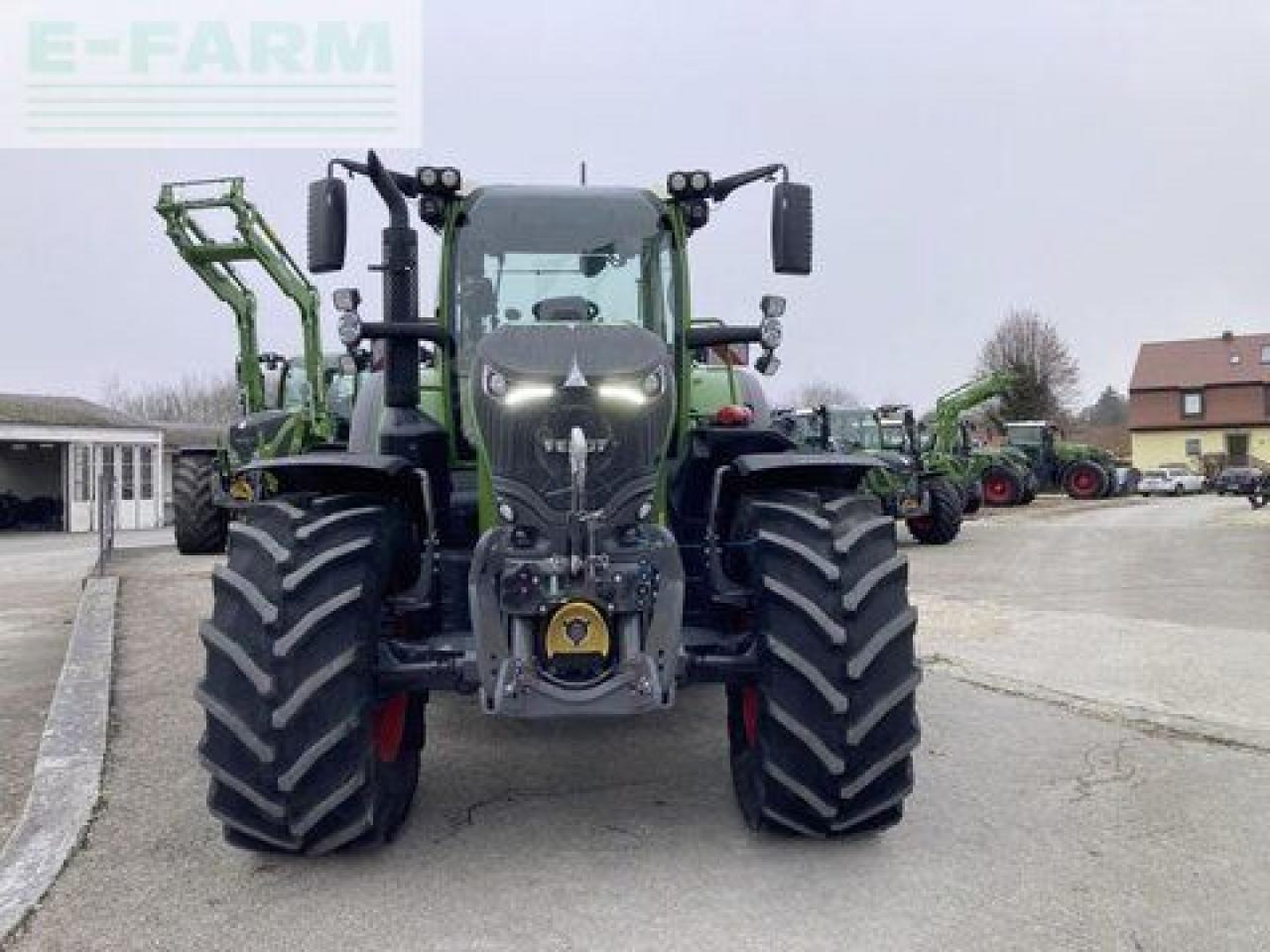 Fendt 724 vario gen7 profi plus - Traktor: slika 3 Fendt 724 vario gen7 profi plus - Traktor: slika 3