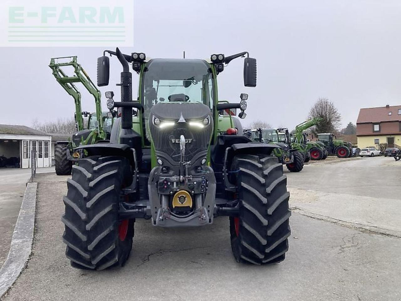 Fendt 724 vario gen7 profi plus ProfiPlus - Traktor: slika 3 Fendt 724 vario gen7 profi plus ProfiPlus - Traktor: slika 3
