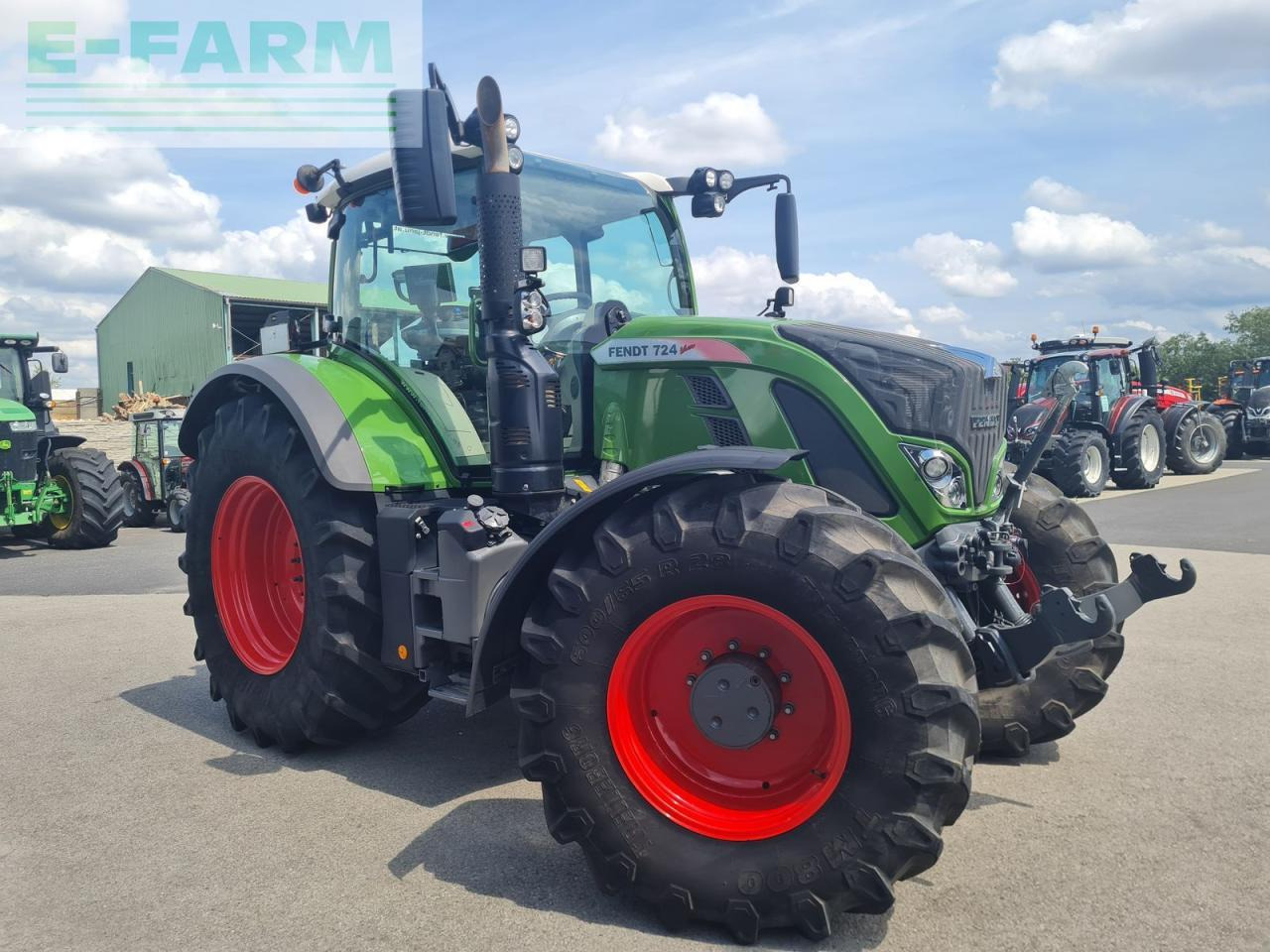 Fendt 724 vario power+ PowerPlus - Traktor: slika 4 Fendt 724 vario power+ PowerPlus - Traktor: slika 4
