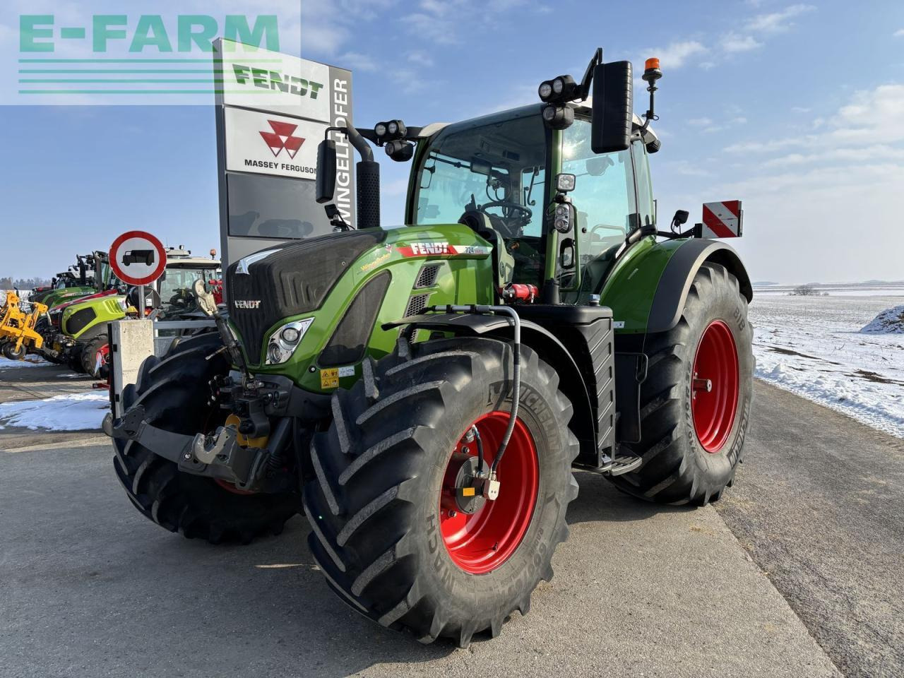 Fendt 724 vario profi+ ProfiPlus - Traktor: slika 3 Fendt 724 vario profi+ ProfiPlus - Traktor: slika 3