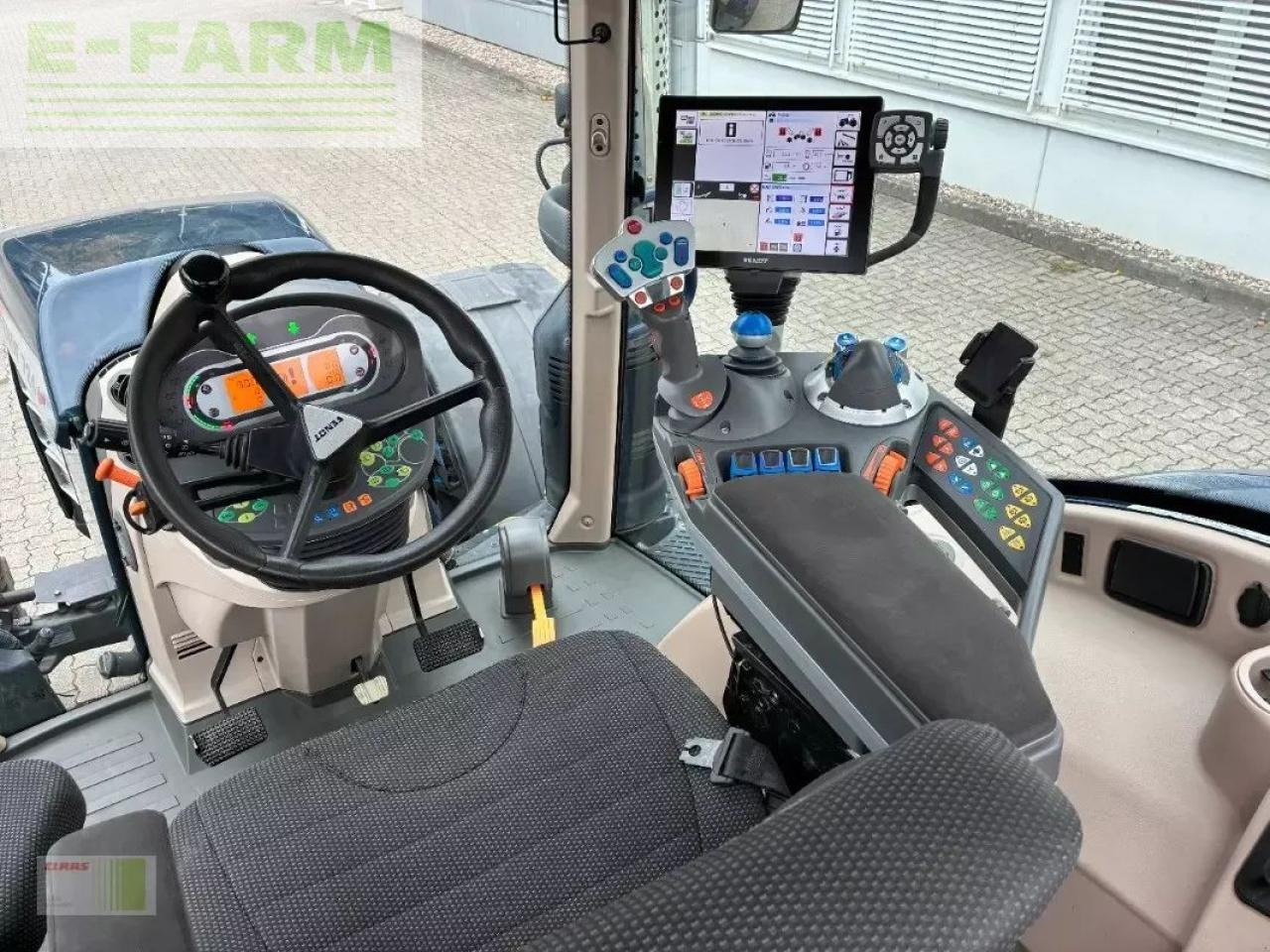 Fendt 724 vario profi-plus ProfiPlus - Traktor: slika 3 Fendt 724 vario profi-plus ProfiPlus - Traktor: slika 3
