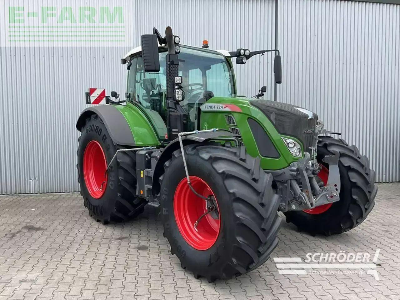 Fendt 724 vario s4 profi plus ProfiPlus - Traktor: slika 1 Fendt 724 vario s4 profi plus ProfiPlus - Traktor: slika 1