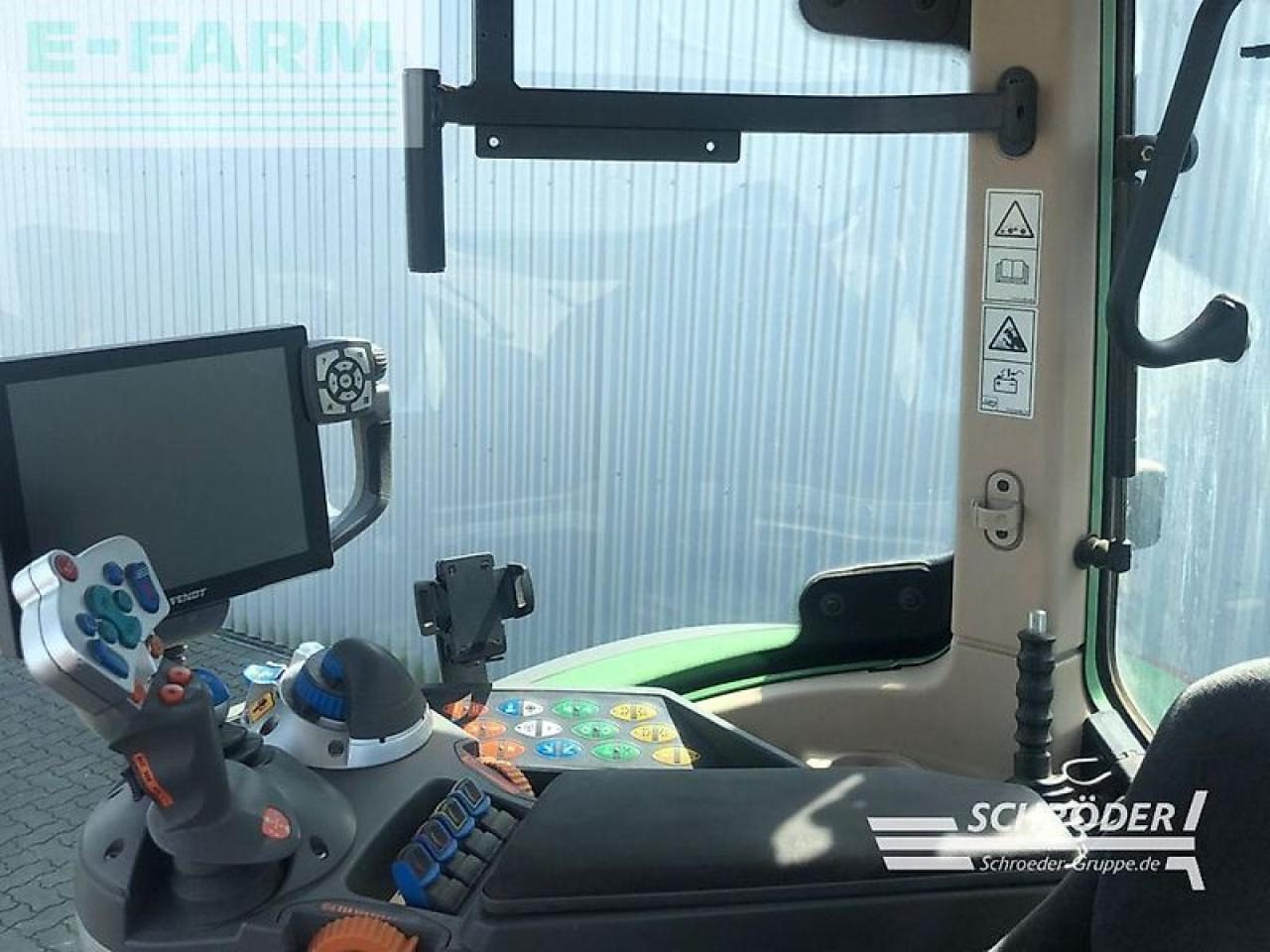 Fendt 724 vario s4 profi plus ProfiPlus - Traktor: slika 4 Fendt 724 vario s4 profi plus ProfiPlus - Traktor: slika 4
