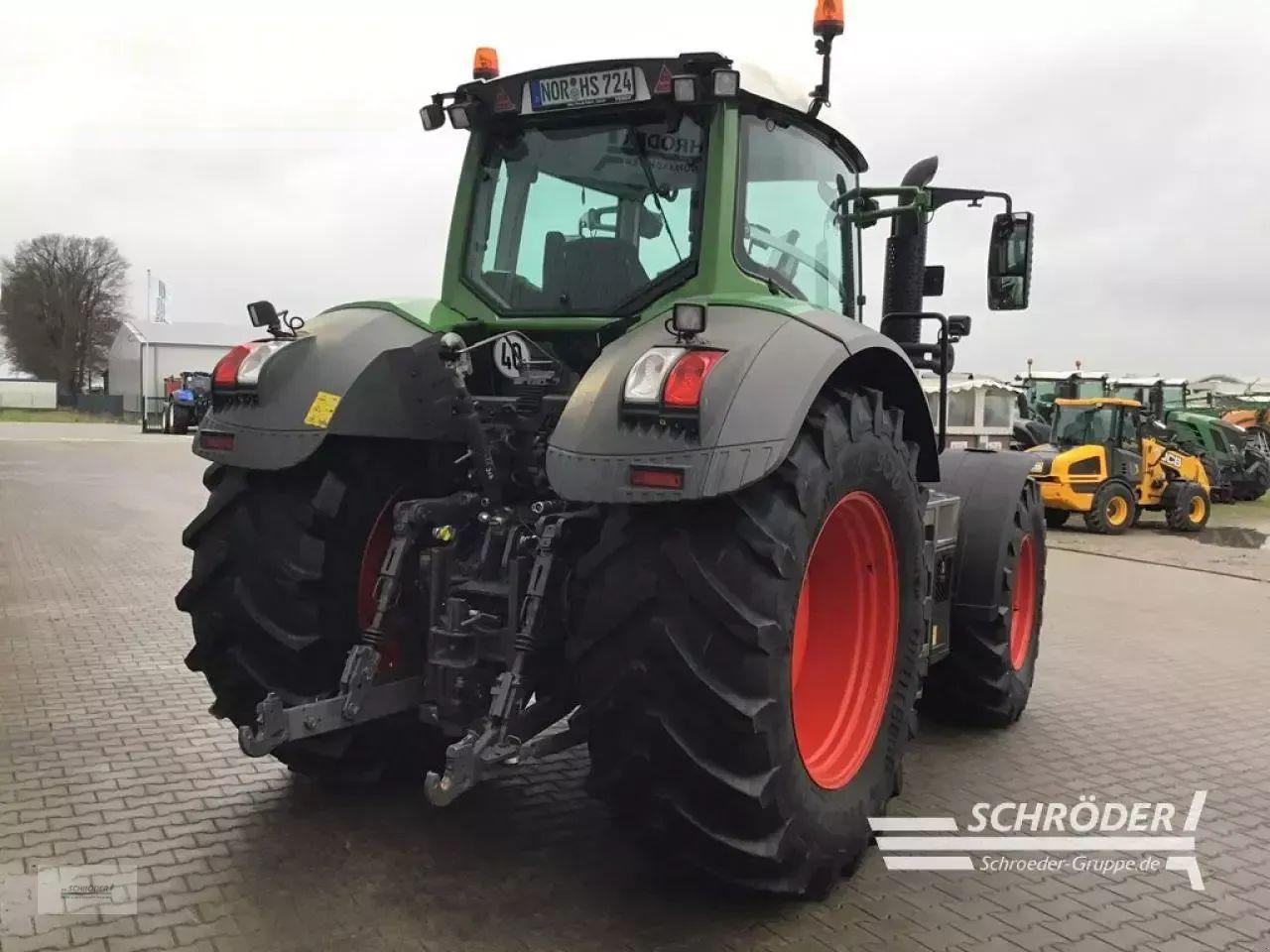 Fendt 824 s4 profi plus - Traktor: slika 3 Fendt 824 s4 profi plus - Traktor: slika 3