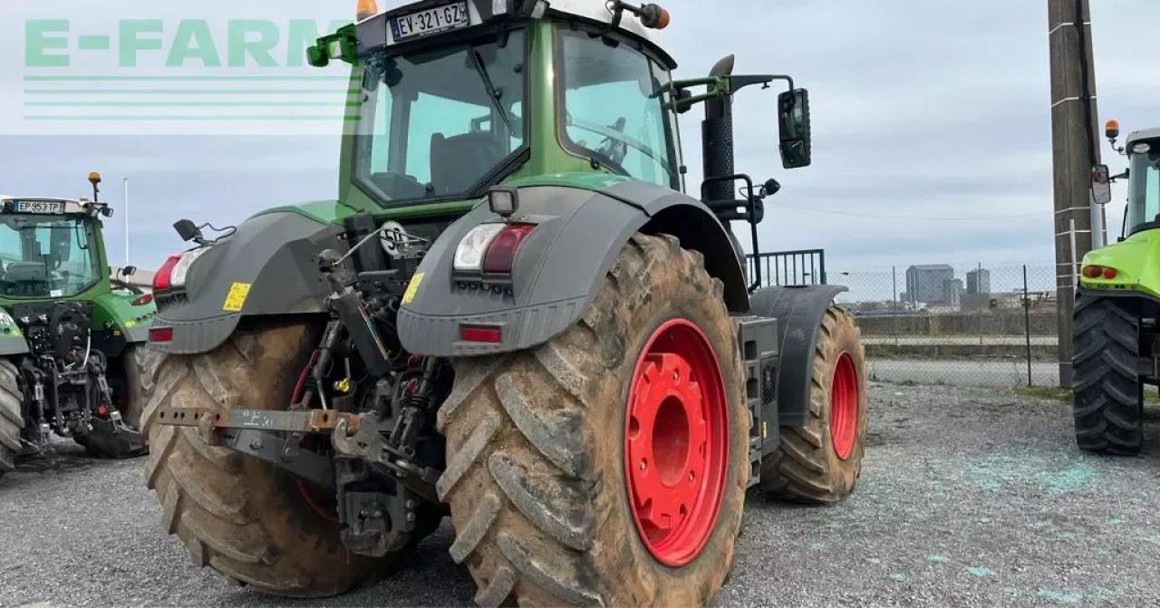 Fendt 824 vario profi + ProfiPlus - Traktor: slika 3 Fendt 824 vario profi + ProfiPlus - Traktor: slika 3