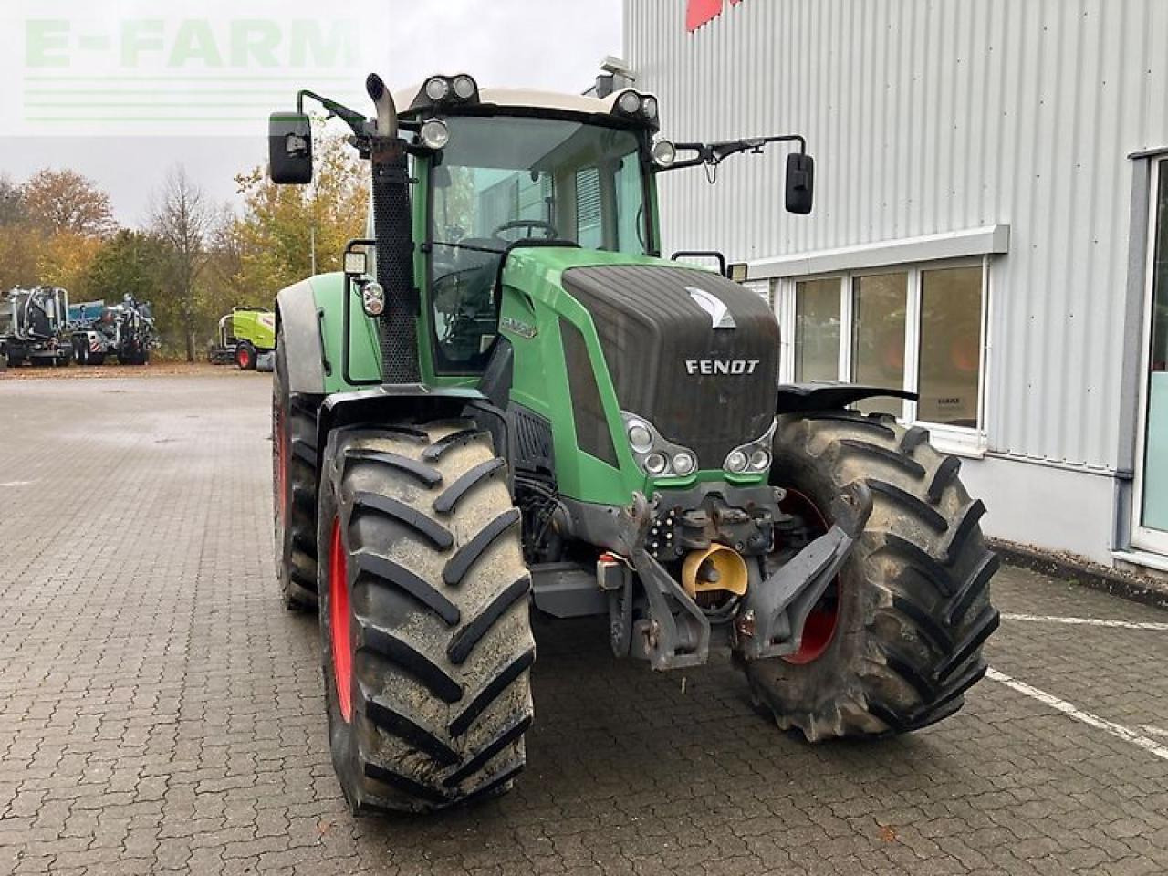 Fendt 824 vario profi plus ProfiPlus - Traktor: slika 4 Fendt 824 vario profi plus ProfiPlus - Traktor: slika 4