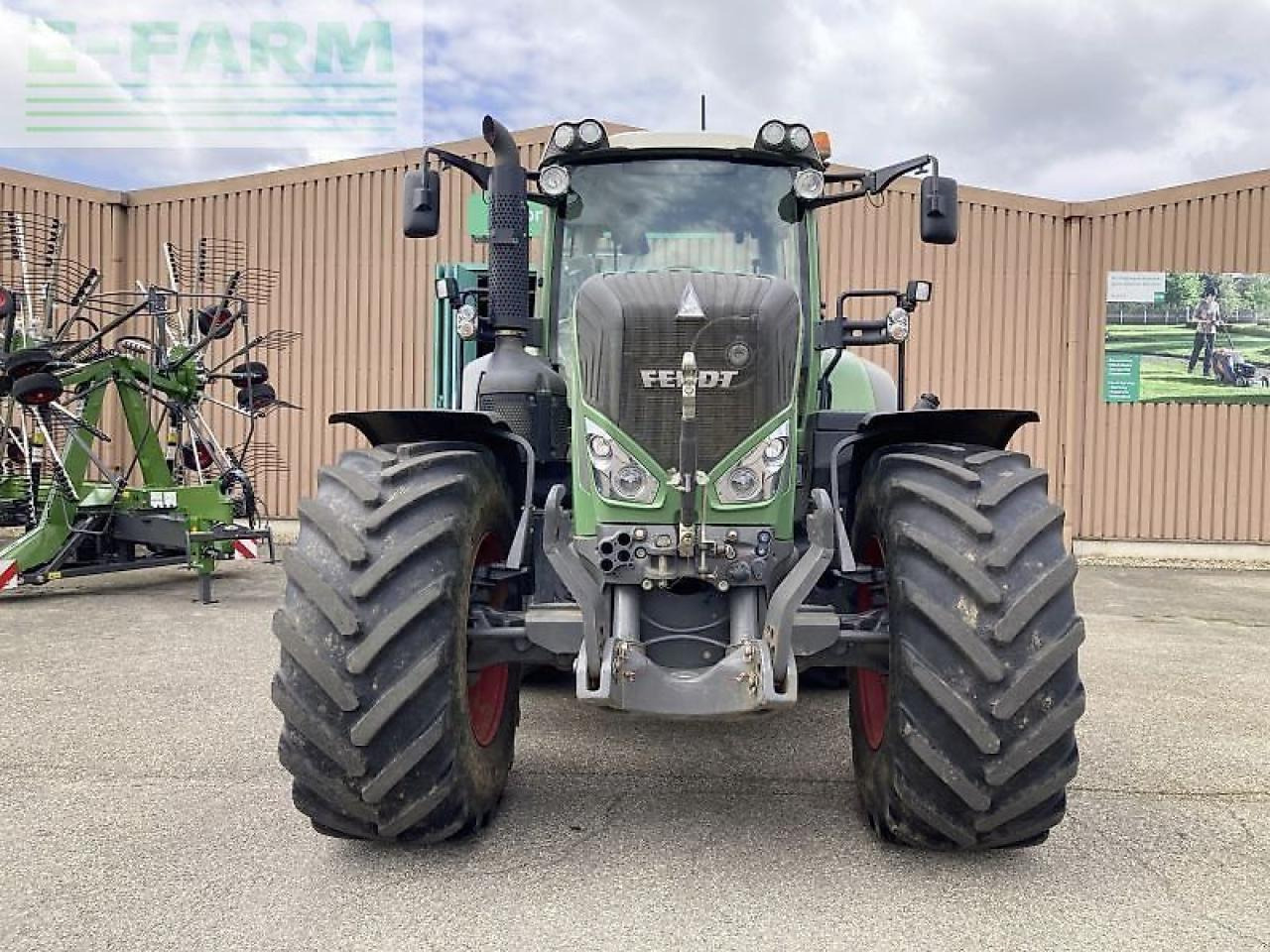 Fendt 824 vario s4 profi plus ProfiPlus - Traktor: slika 4 Fendt 824 vario s4 profi plus ProfiPlus - Traktor: slika 4