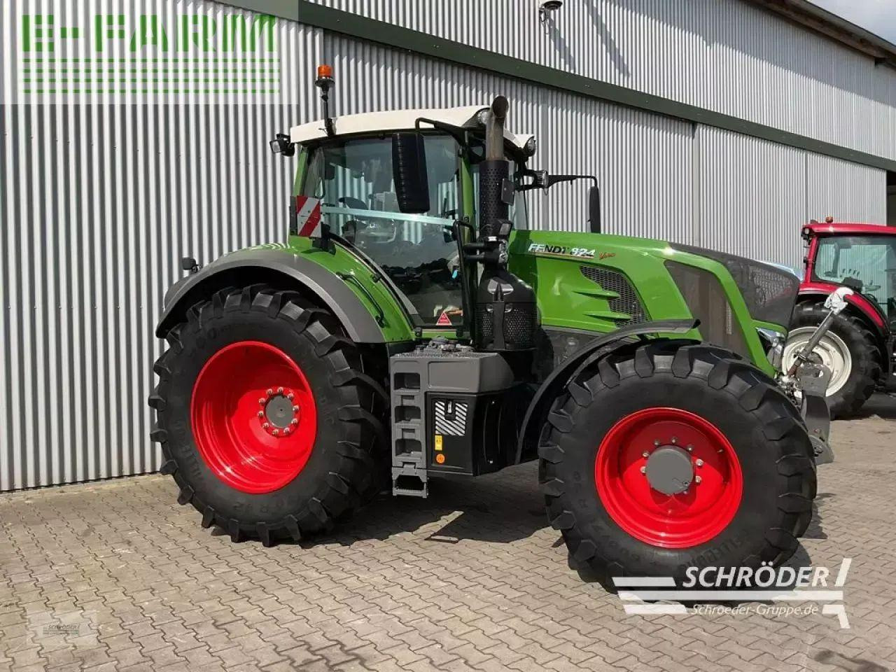 Fendt 824 vario s4 profi plus ProfiPlus - Traktor: slika 5 Fendt 824 vario s4 profi plus ProfiPlus - Traktor: slika 5