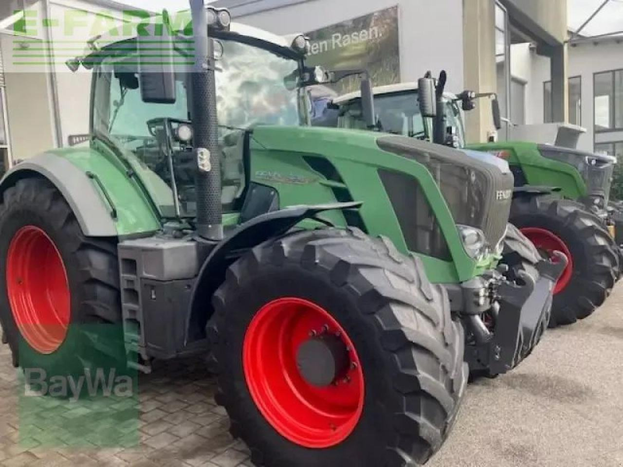 Fendt 824 vario scr profi - Traktor: slika 2 Fendt 824 vario scr profi - Traktor: slika 2