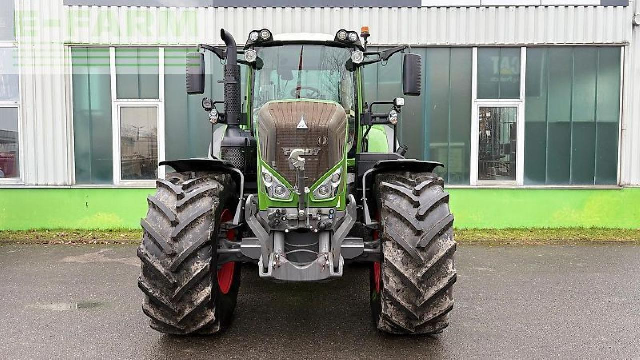 Fendt 826 vario profi+ ProfiPlus - Traktor: slika 1 Fendt 826 vario profi+ ProfiPlus - Traktor: slika 1
