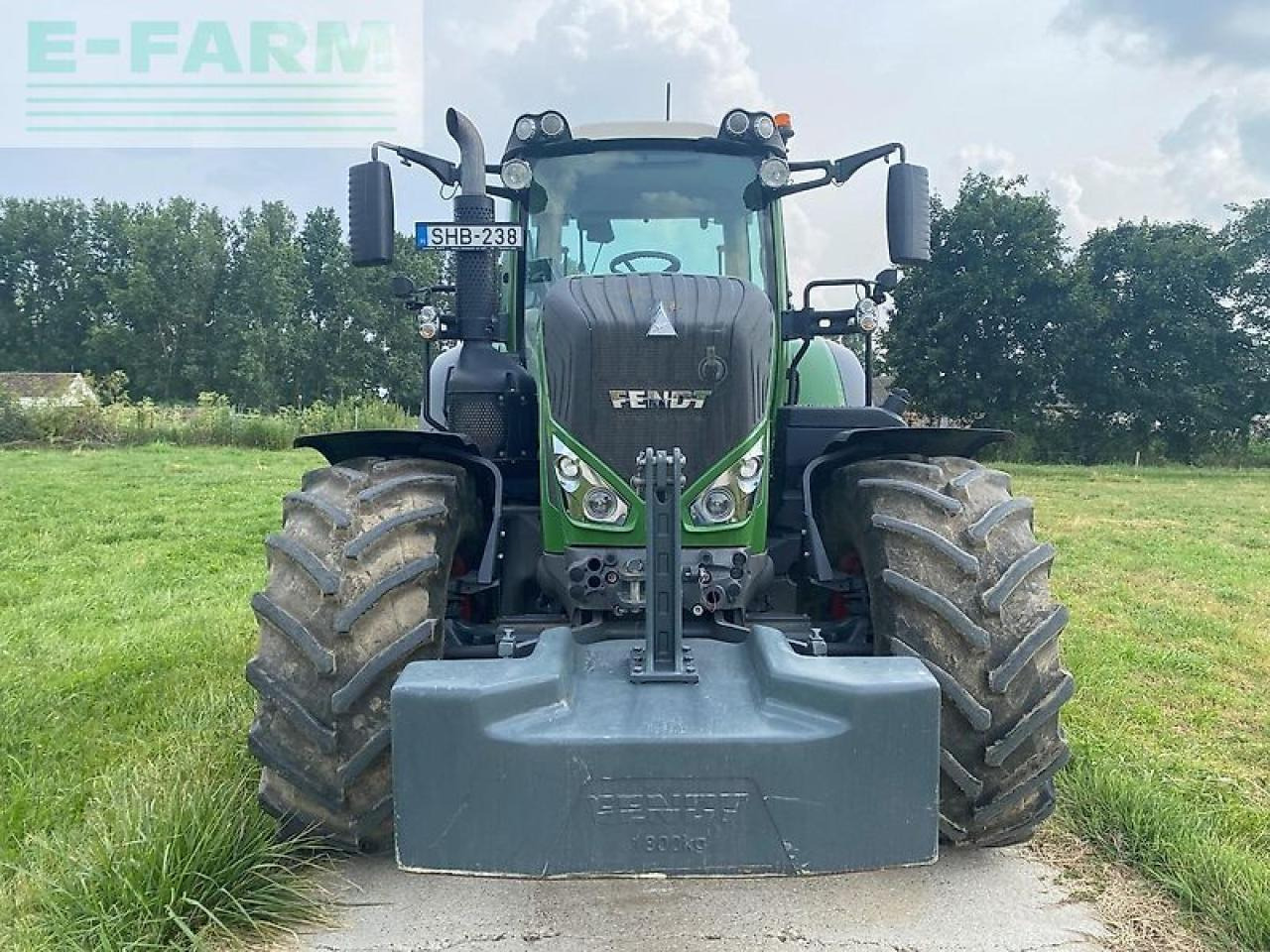 Fendt 826 vario profi plus ProfiPlus - Traktor: slika 2 Fendt 826 vario profi plus ProfiPlus - Traktor: slika 2