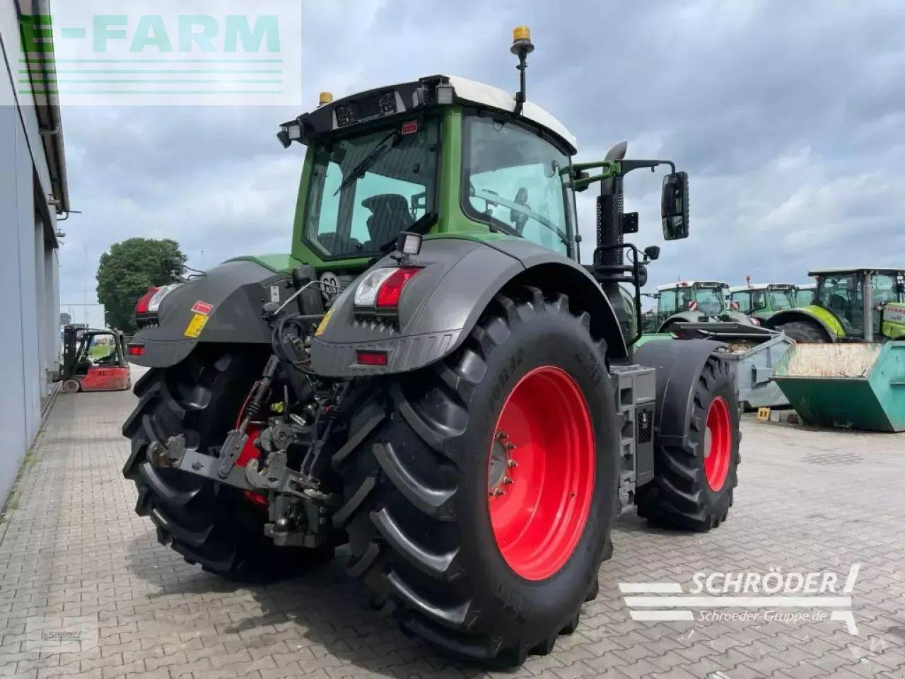 Fendt 828 vario s4 profi plus ProfiPlus - Traktor: slika 3 Fendt 828 vario s4 profi plus ProfiPlus - Traktor: slika 3