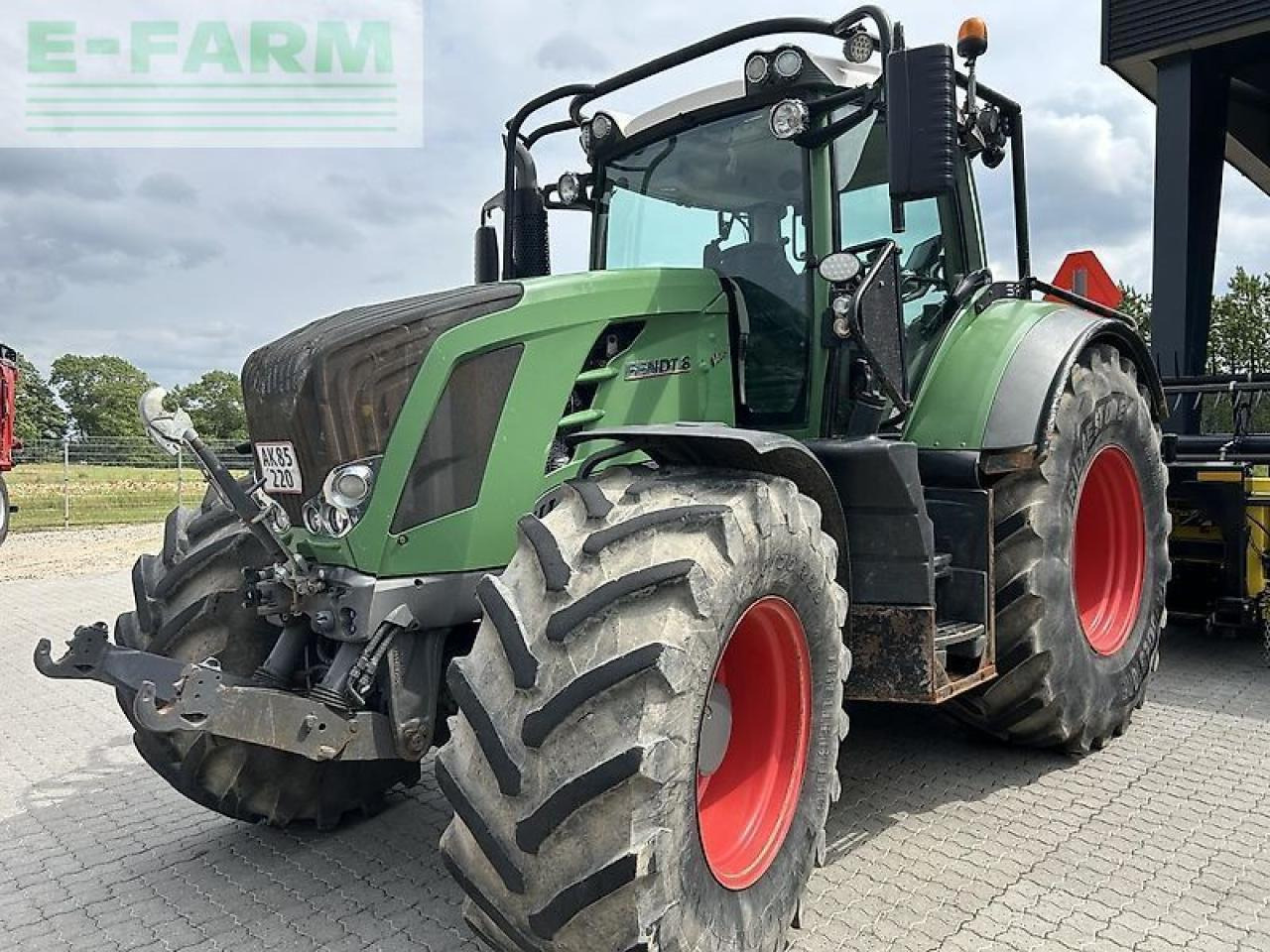 Fendt 828 vario scr - Traktor: slika 1 Fendt 828 vario scr - Traktor: slika 1
