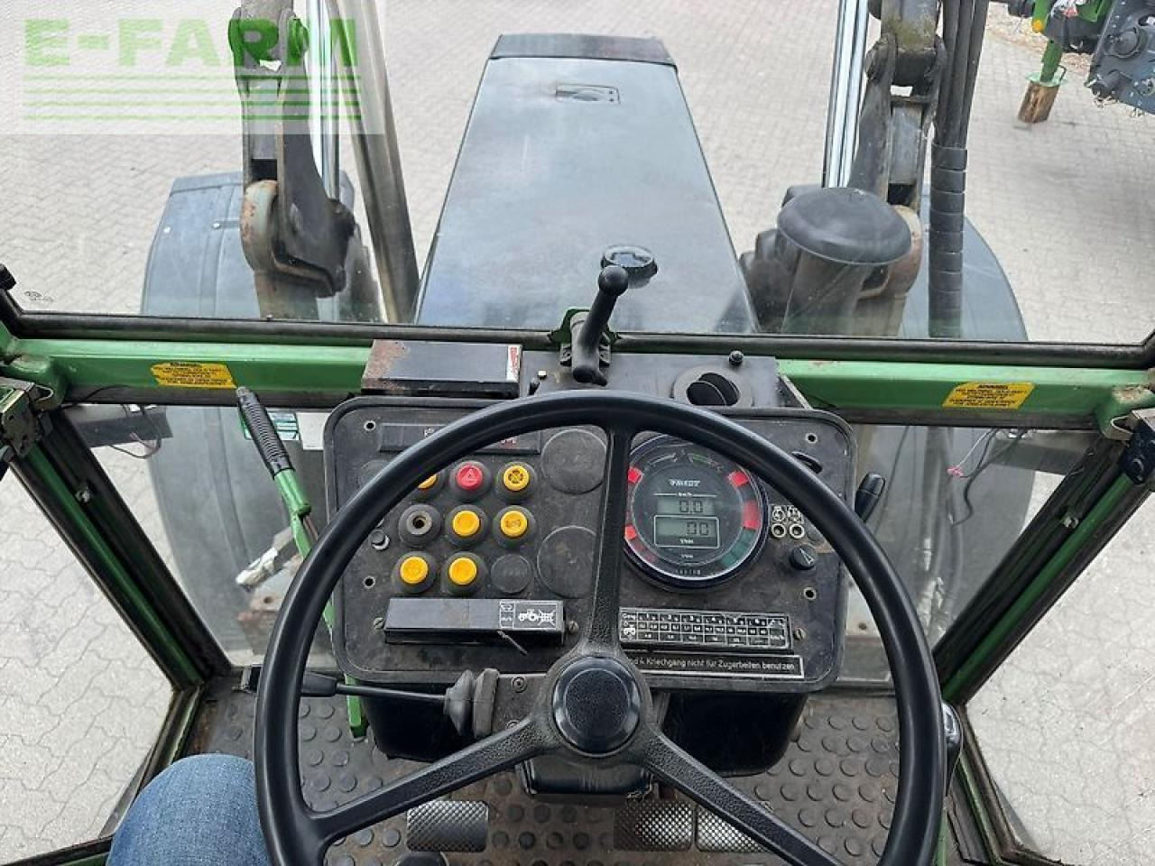 Fendt favorit 612 lsa - Traktor: slika 2 Fendt favorit 612 lsa - Traktor: slika 2