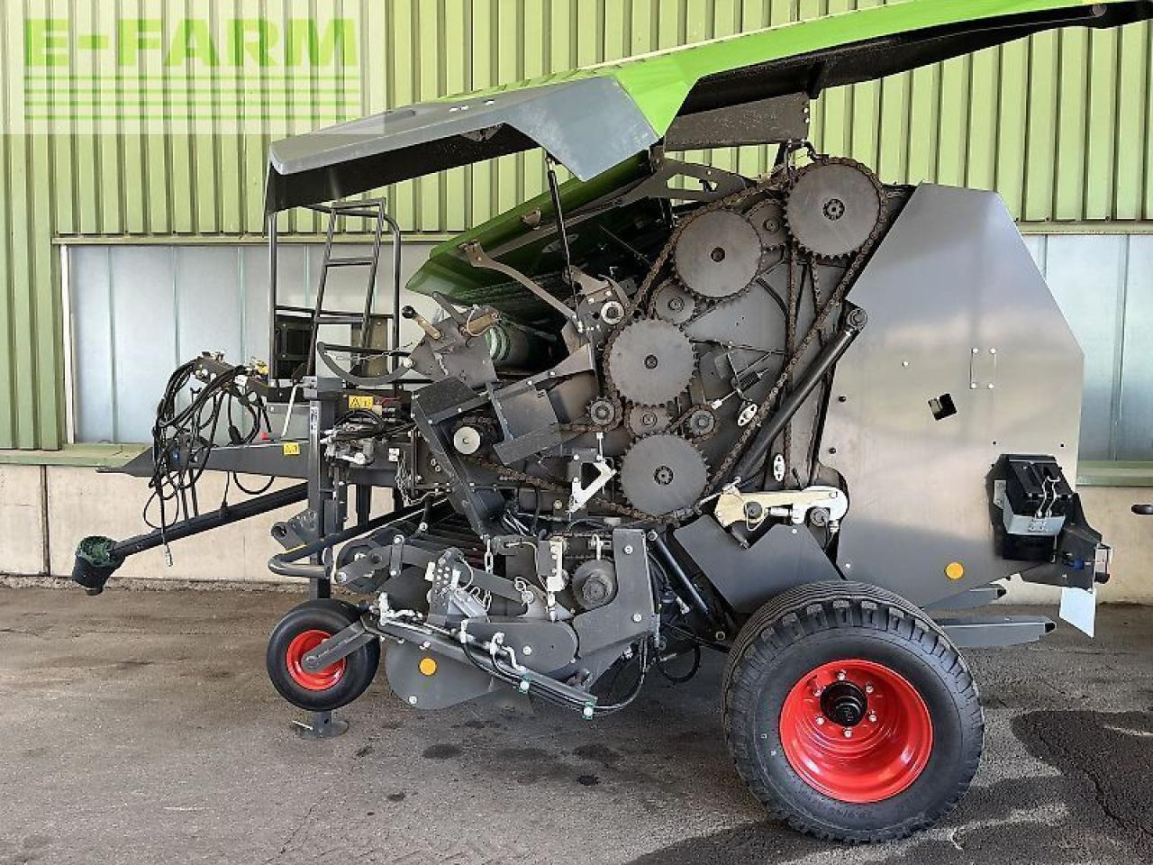 Fendt rotana 130 f xtra - Balirka za kvadratne bale: slika 4 Fendt rotana 130 f xtra - Balirka za kvadratne bale: slika 4