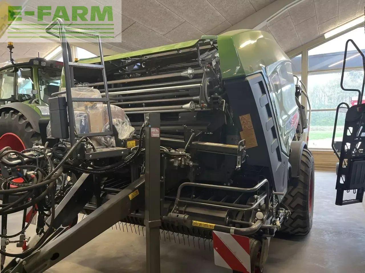 Fendt rotana 130f combi - Balirka za kvadratne bale: slika 4 Fendt rotana 130f combi - Balirka za kvadratne bale: slika 4