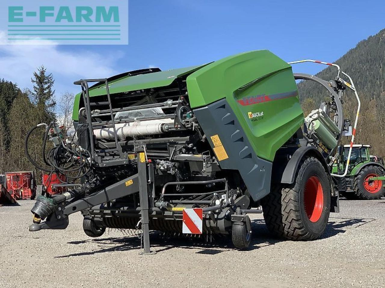 Fendt rundballenpresse rotana 130f combi - Balirka za kvadratne bale: slika 1 Fendt rundballenpresse rotana 130f combi - Balirka za kvadratne bale: slika 1