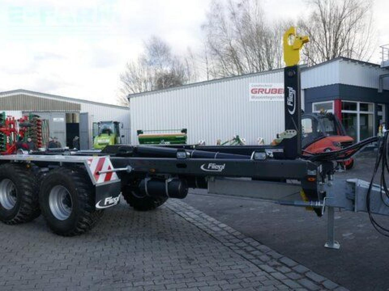Fliegl hkl 22 - tandem abrollkipper - Abrol/ Samonakladalec prikolica: slika 3 Fliegl hkl 22 - tandem abrollkipper - Abrol/ Samonakladalec prikolica: slika 3