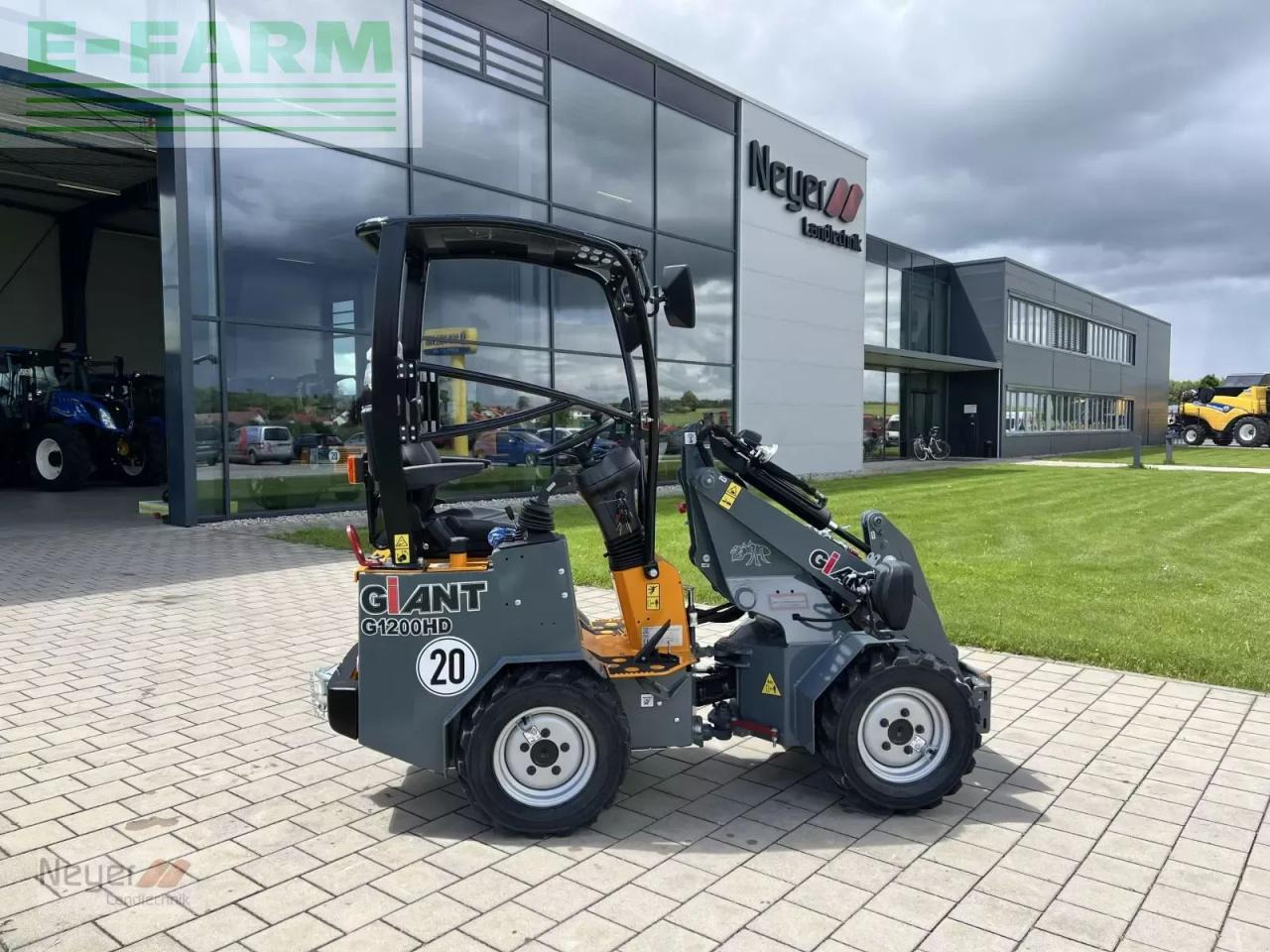 Giant g 1200 hd - Kolesni nakladalec: slika 1 Giant g 1200 hd - Kolesni nakladalec: slika 1