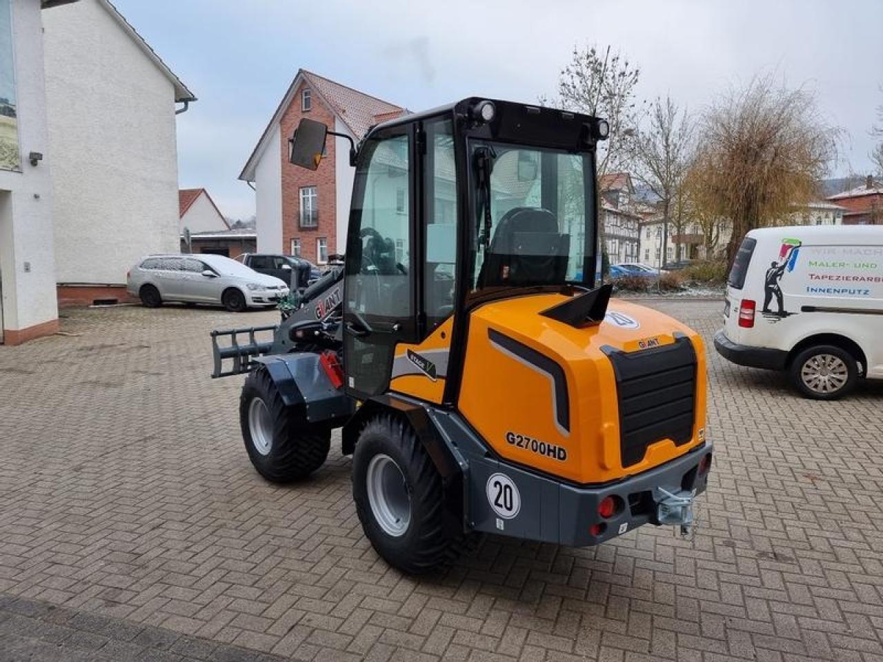 Giant g 2700 hd mit kabine und euro aufnamhe - Kolesni nakladalec: slika 5 Giant g 2700 hd mit kabine und euro aufnamhe - Kolesni nakladalec: slika 5