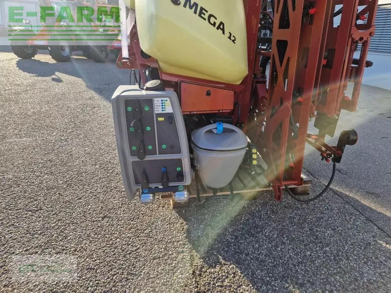 Hardi mega 12 - Vlečna škropilnica: slika 4 Hardi mega 12 - Vlečna škropilnica: slika 4