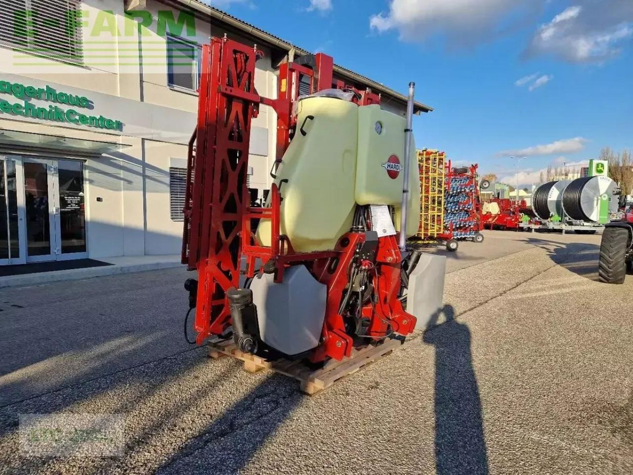 Hardi mega 12 - Vlečna škropilnica: slika 2 Hardi mega 12 - Vlečna škropilnica: slika 2
