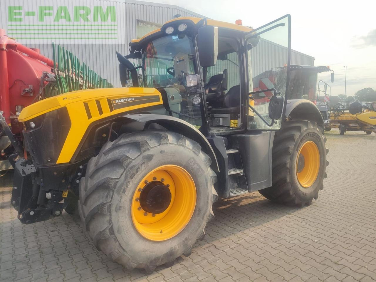 JCB 4220 fastrac - Traktor: slika 4 JCB 4220 fastrac - Traktor: slika 4