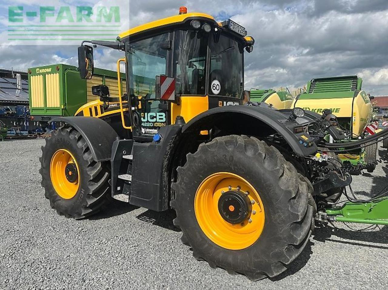 JCB 4220 fastrac icon - Traktor: slika 4 JCB 4220 fastrac icon - Traktor: slika 4