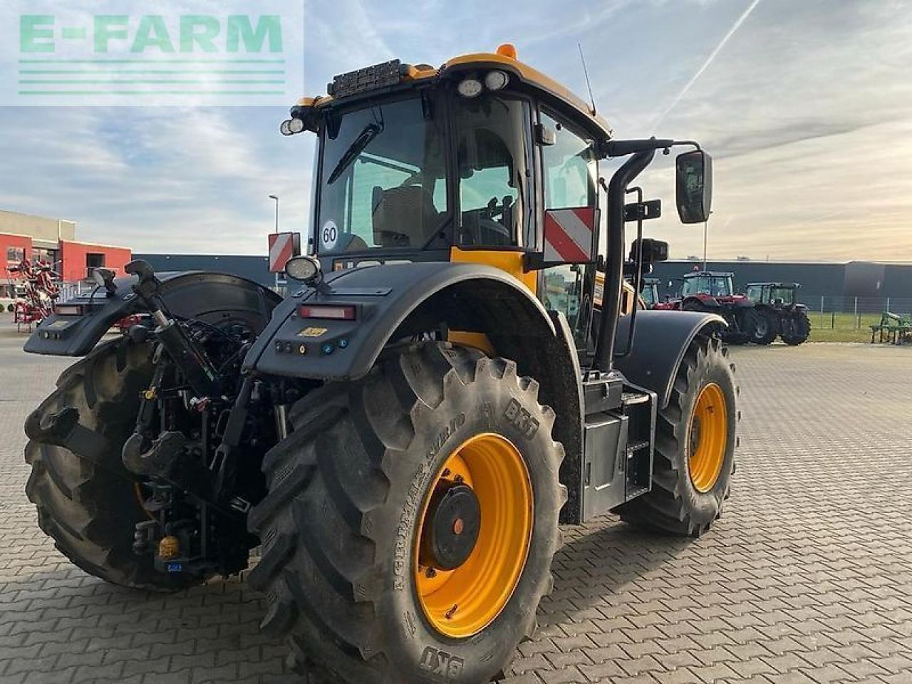 JCB 4220 fatsrac - Traktor: slika 5 JCB 4220 fatsrac - Traktor: slika 5