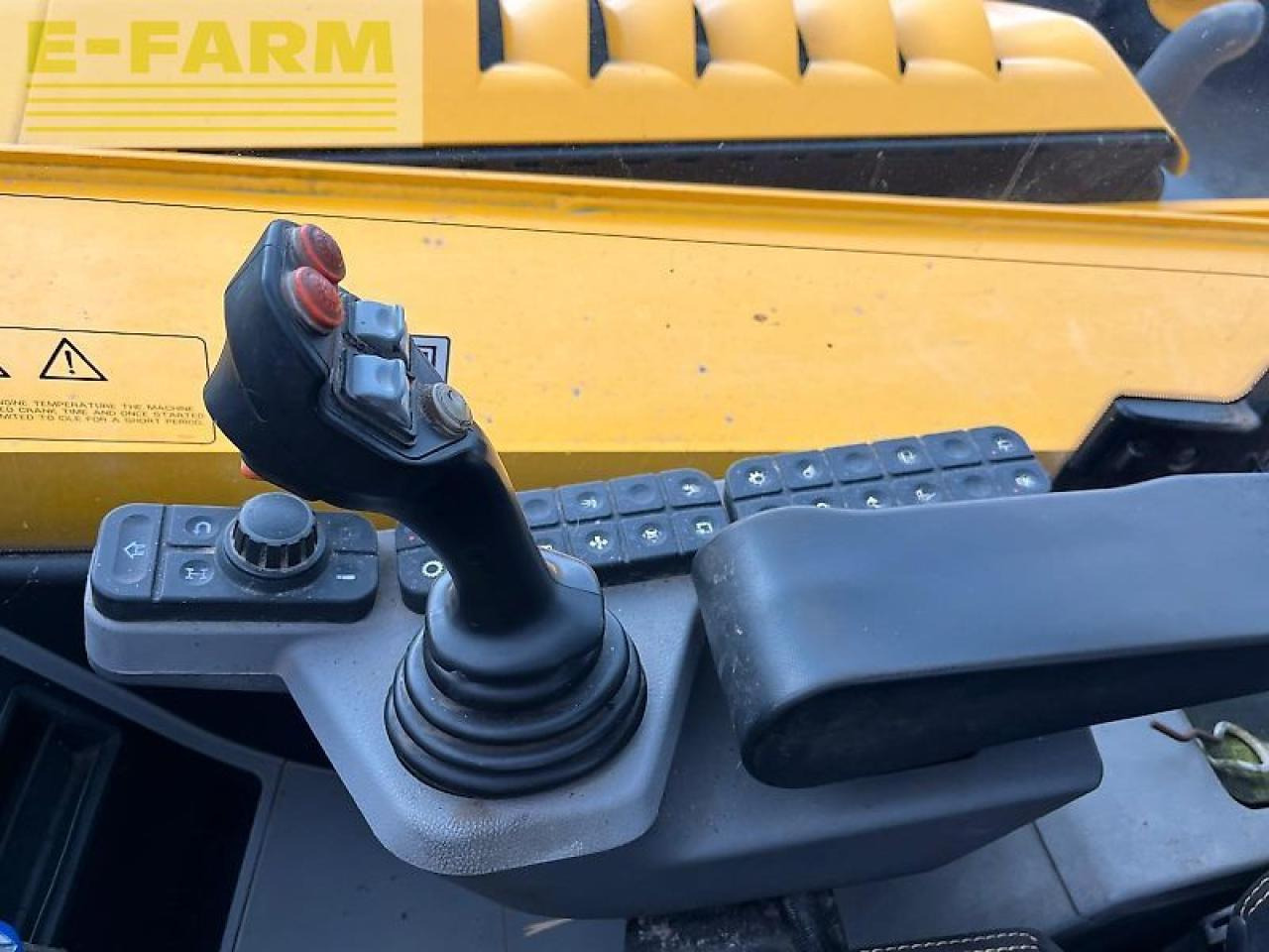 Teleskopski viličar JCB 532-70: slika 7