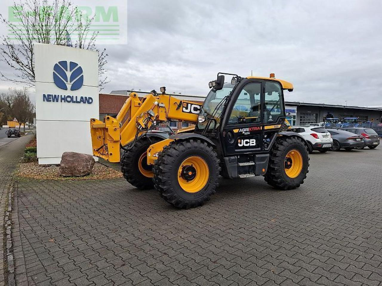 JCB 542-70 agri xtra - dualtev vt - Mini bager: slika 2 JCB 542-70 agri xtra - dualtev vt - Mini bager: slika 2