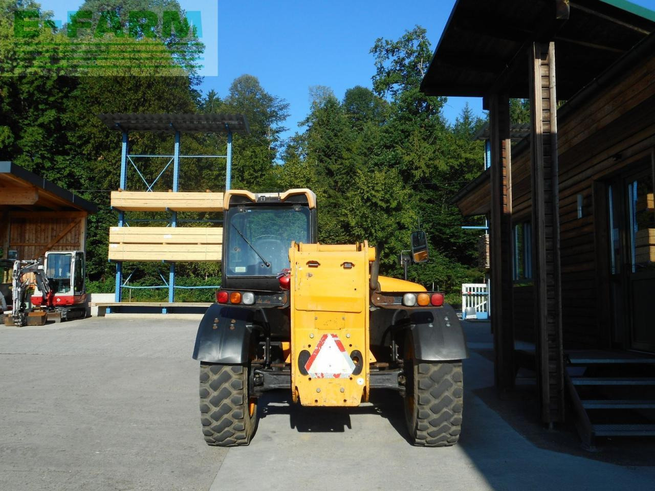 JCB jcb 533-105 ( 3,3t - 10,5m ) - Teleskopski viličar: slika 3 JCB jcb 533-105 ( 3,3t - 10,5m ) - Teleskopski viličar: slika 3