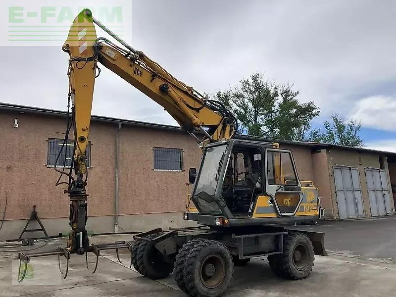 JCB js 130 w - Bager na kolesih: slika 1 JCB js 130 w - Bager na kolesih: slika 1