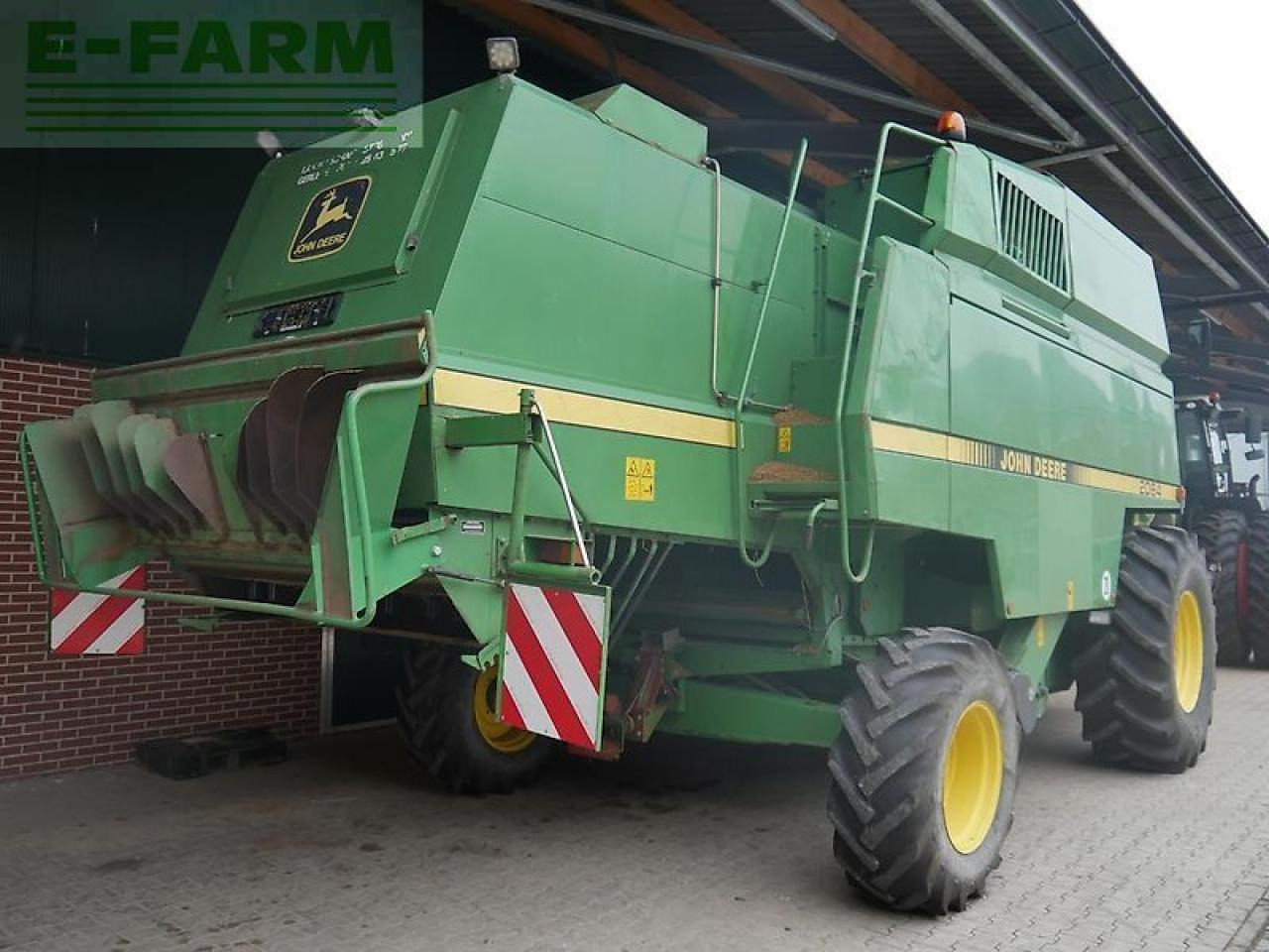 John Deere 2064 + 6m schneidwerk - Kombajn harvester: slika 3 John Deere 2064 + 6m schneidwerk - Kombajn harvester: slika 3