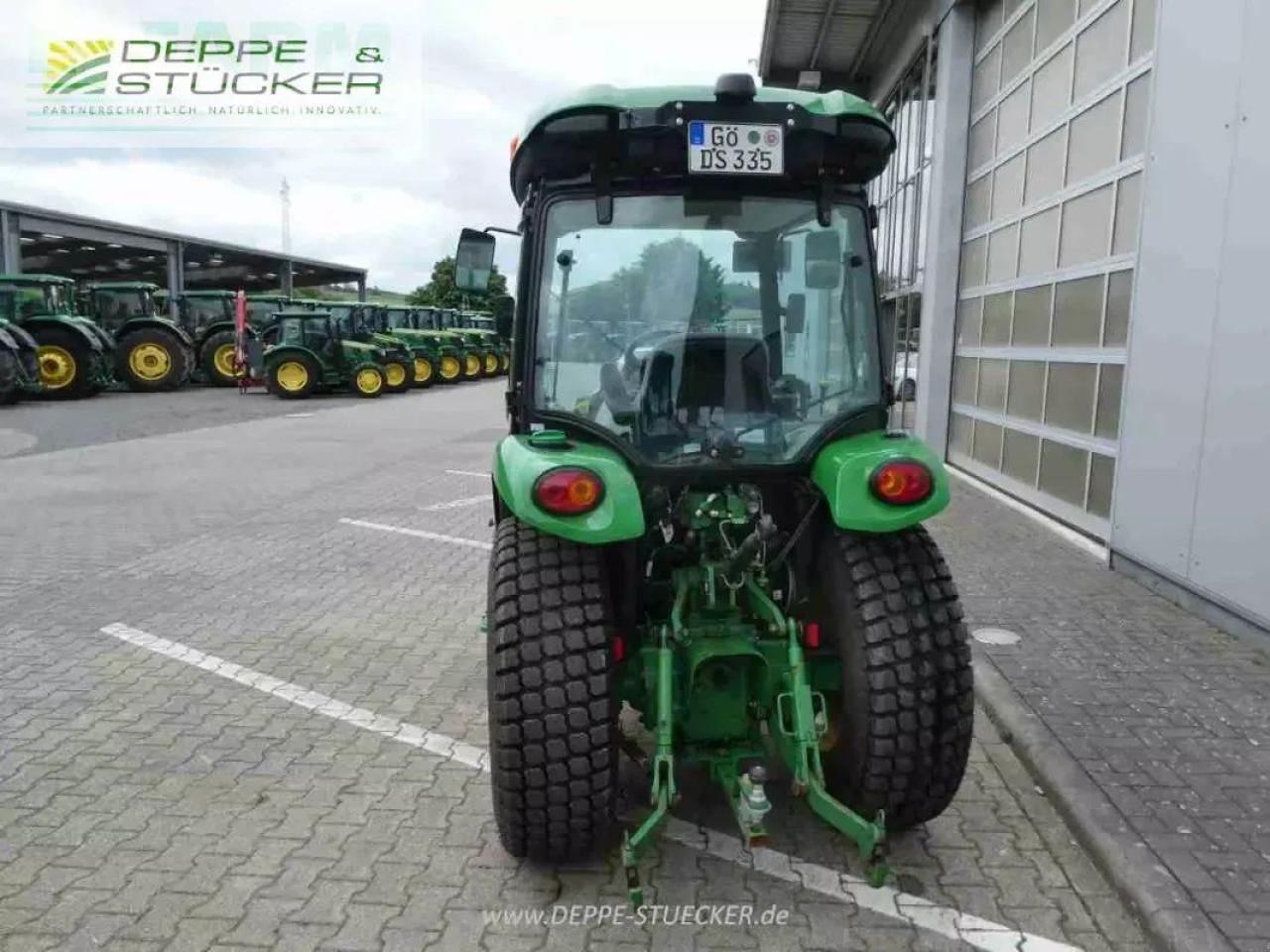 John Deere 3046r - Traktor: slika 3 John Deere 3046r - Traktor: slika 3