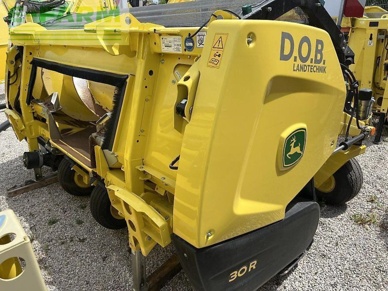 John Deere 30r - Priključek za kombajn za krmo: slika 3 John Deere 30r - Priključek za kombajn za krmo: slika 3
