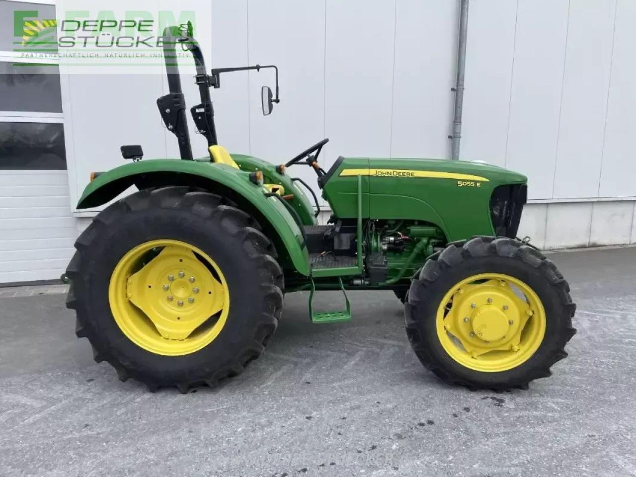 John Deere 5055e - Traktor: slika 3 John Deere 5055e - Traktor: slika 3