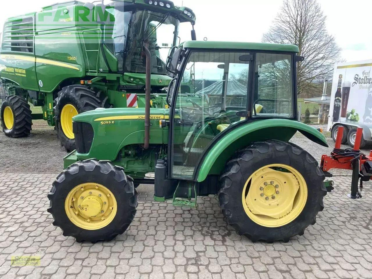 John Deere 5055e - Traktor: slika 4 John Deere 5055e - Traktor: slika 4